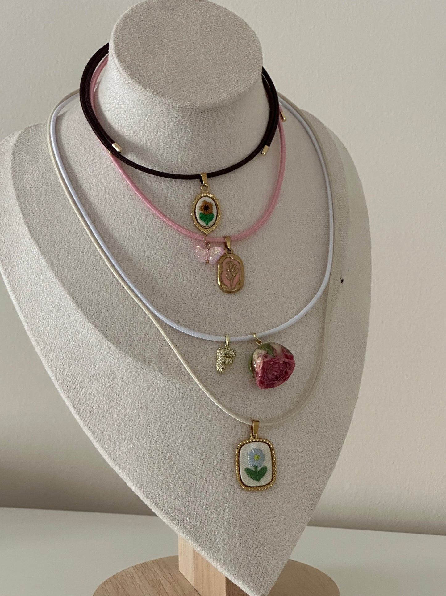 Collana Magnetic
