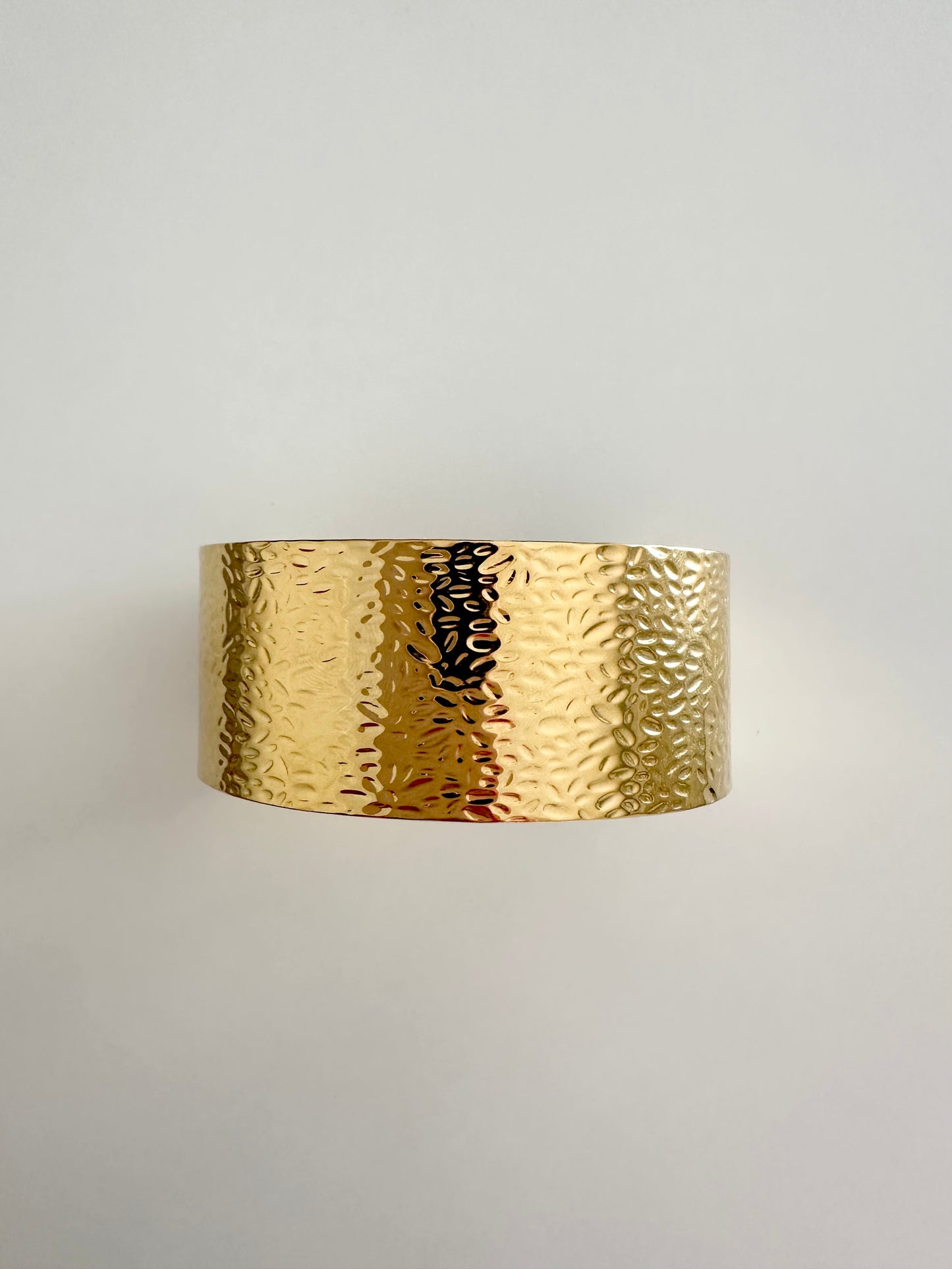 Bracciale a Fascia Rigido